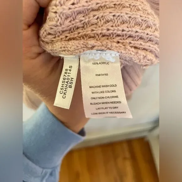 Calvin Klein Pink Cowl Neck Sweater size small - Picture 4 of 5